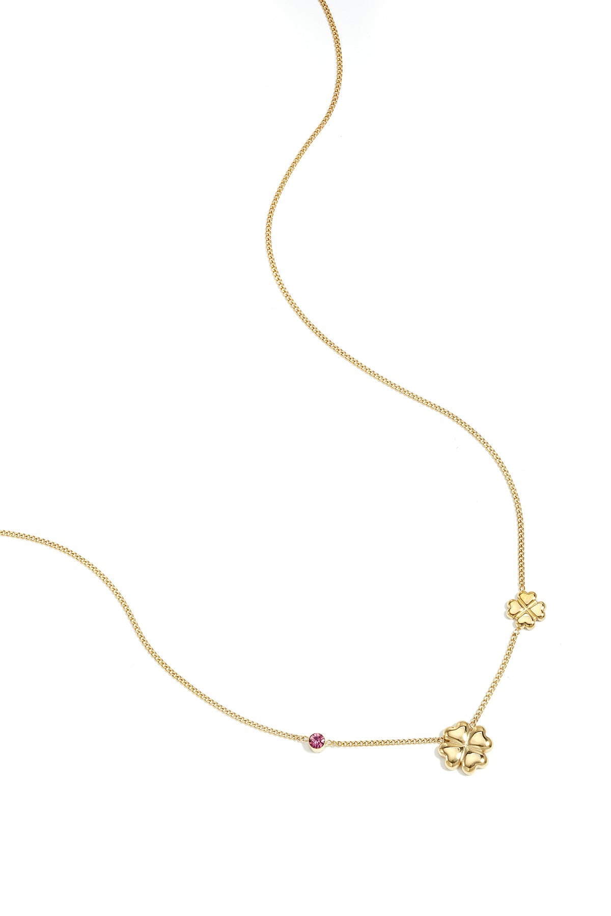 Fijne gouden hanger ketting als sieraden cadeau voor je schoonmoeder