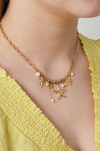 Summer - zomerse ketting Goud aan hals