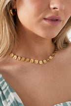 Vintage - hanger ketting Goud aan hals