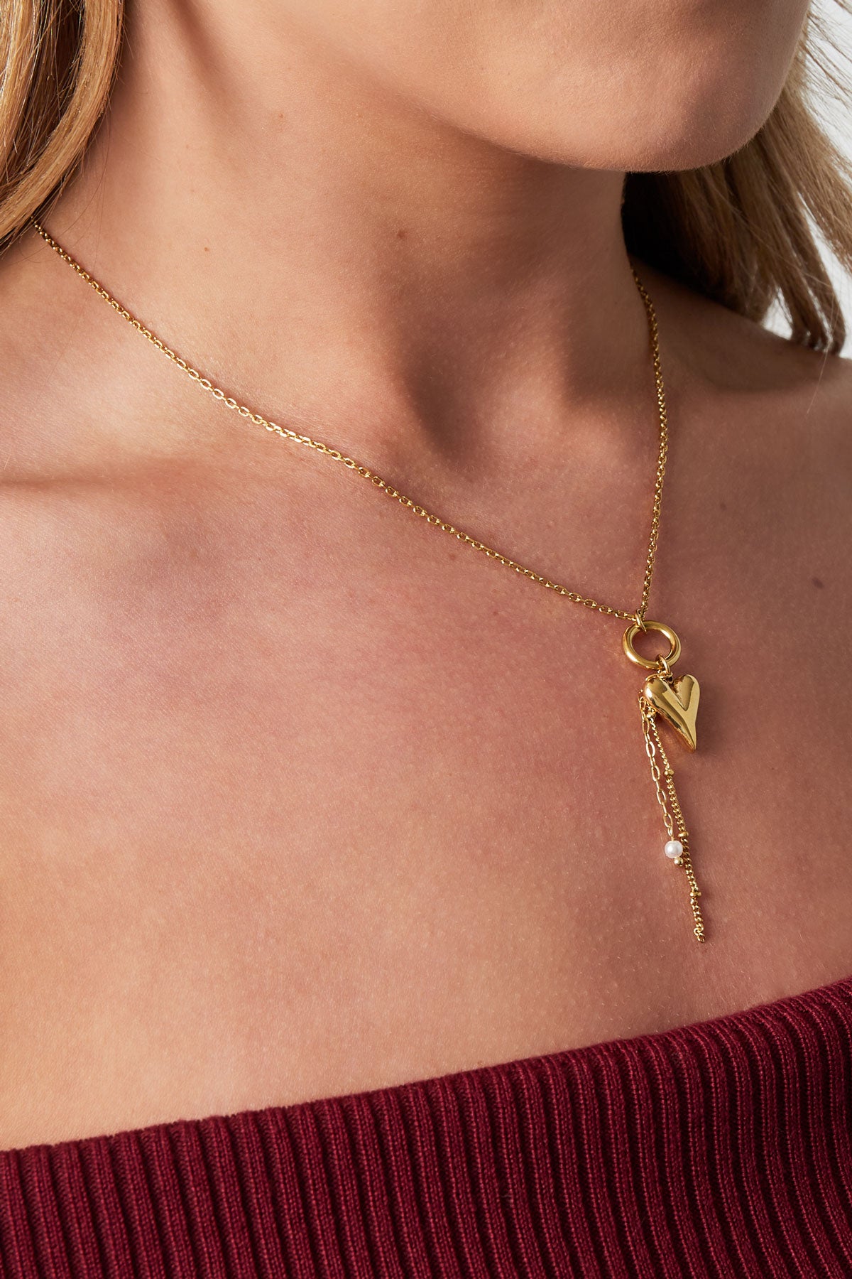 Pure - hartjes ketting Goud aan hals