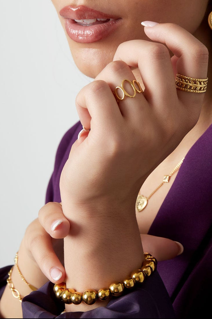 Iconic - bandring Goud aan hand