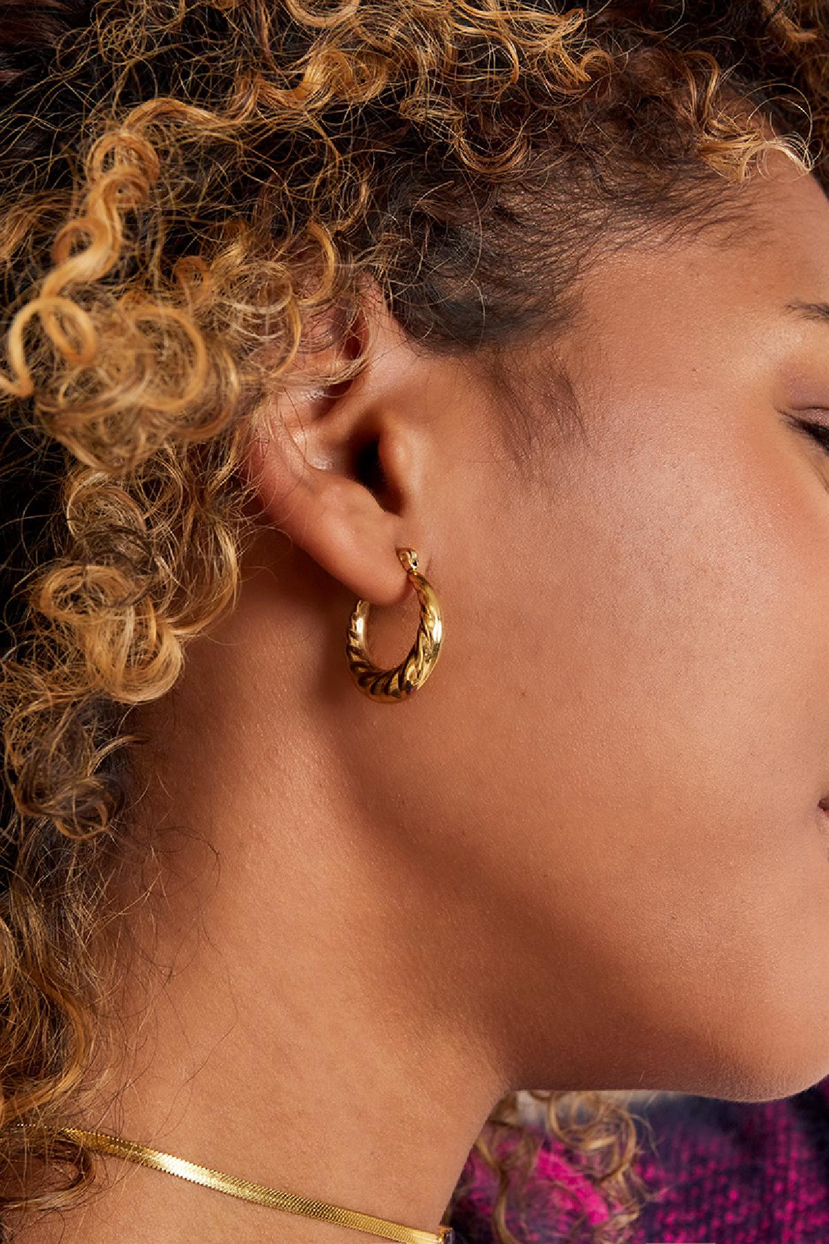Vera - studs Goud aan oor