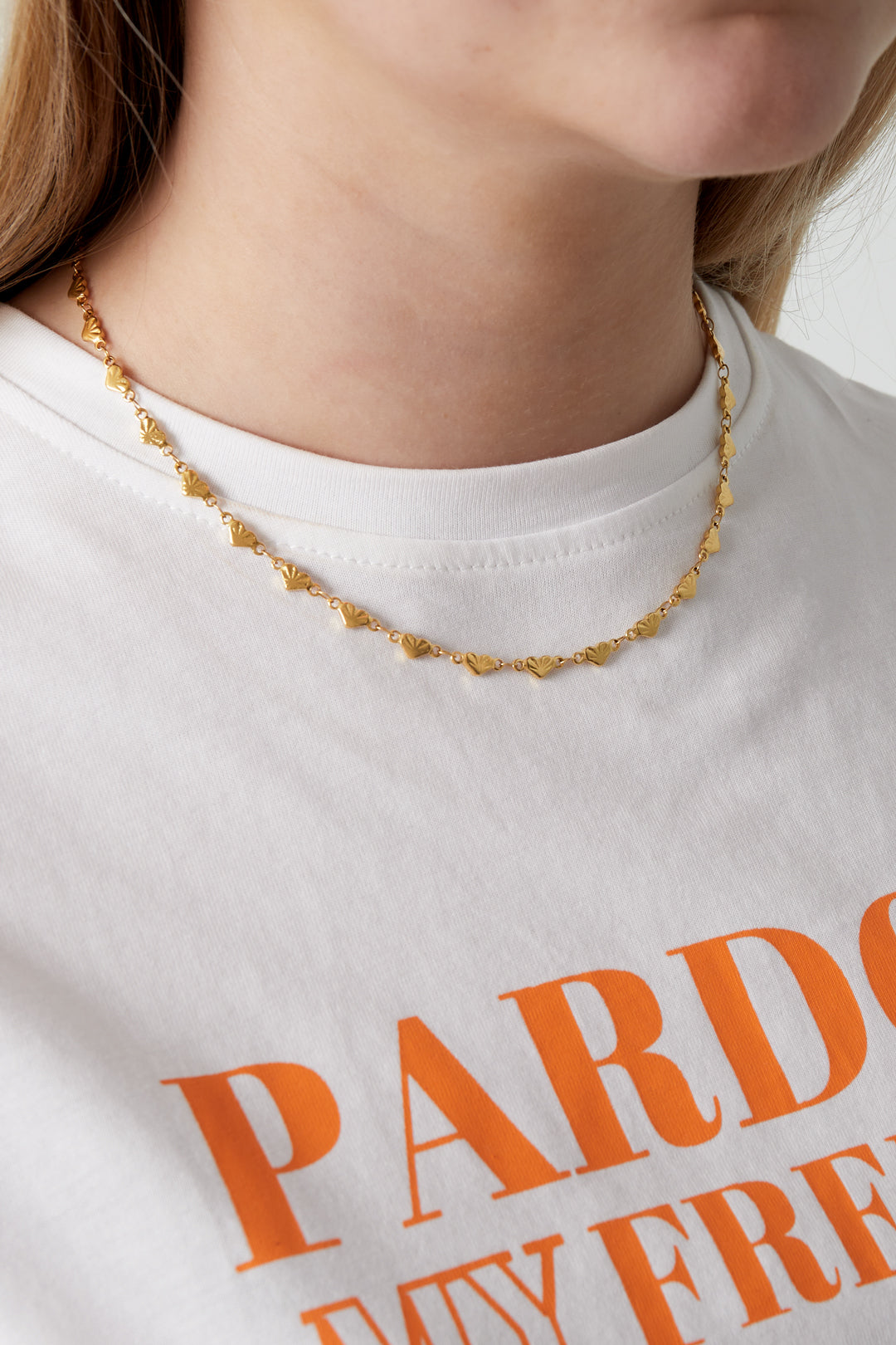Brave - hanger ketting Goud aan hals