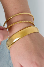 Geo - manchet armband Goud detail