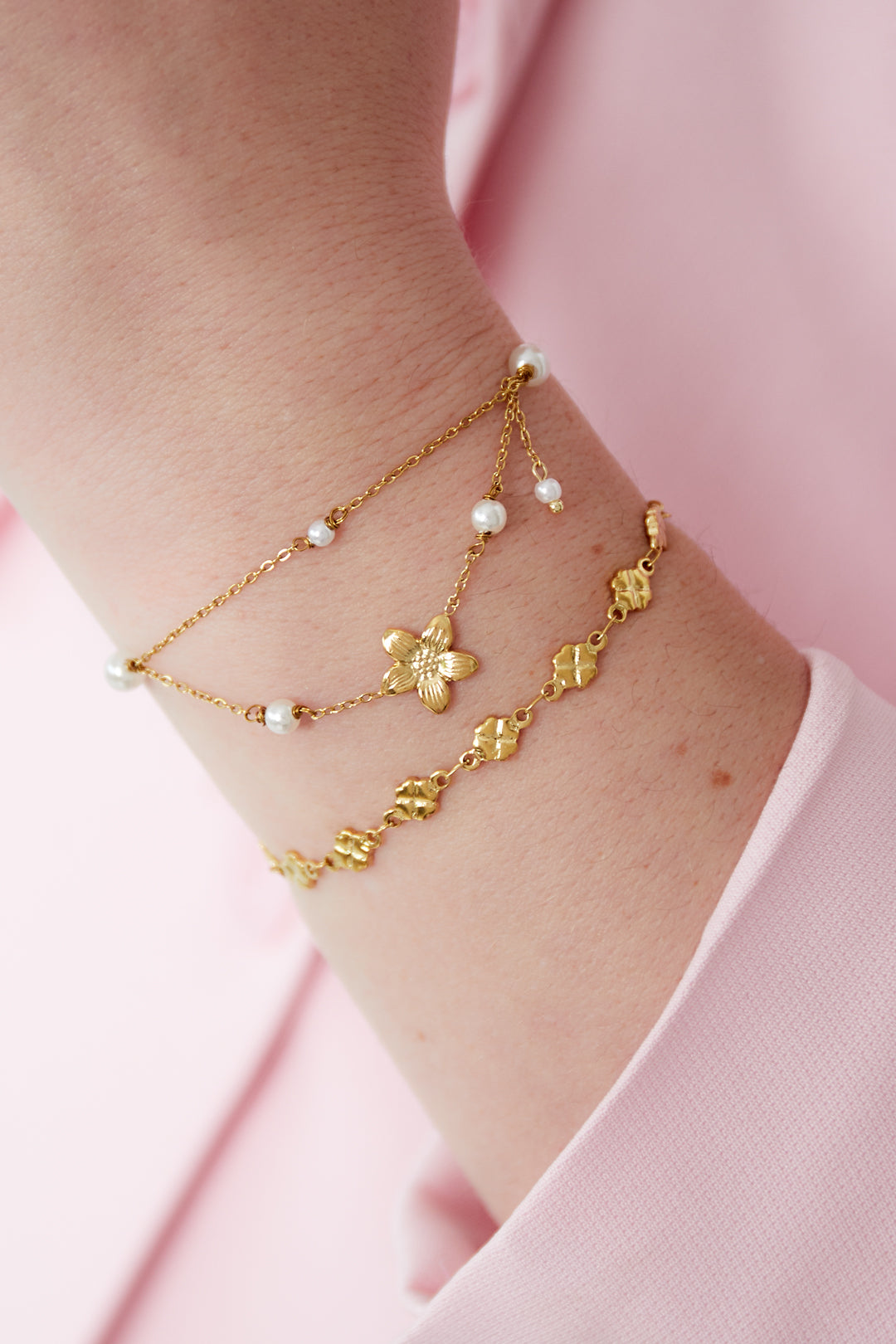 Fleurie - bedelarmband Goud aan pols